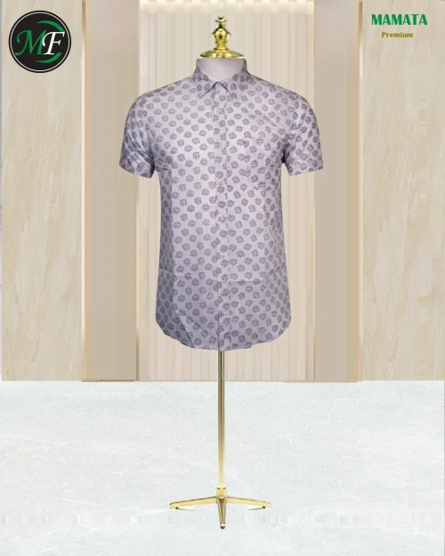Men's light gray short-sleeve button-up shirt
